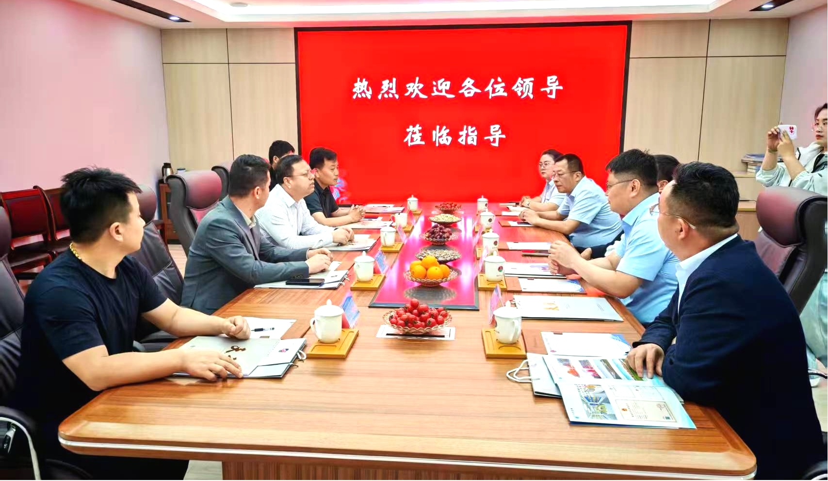 孟村縣委組織部長(zhǎng)劉曉偉蒞臨集團(tuán)公司參觀考察