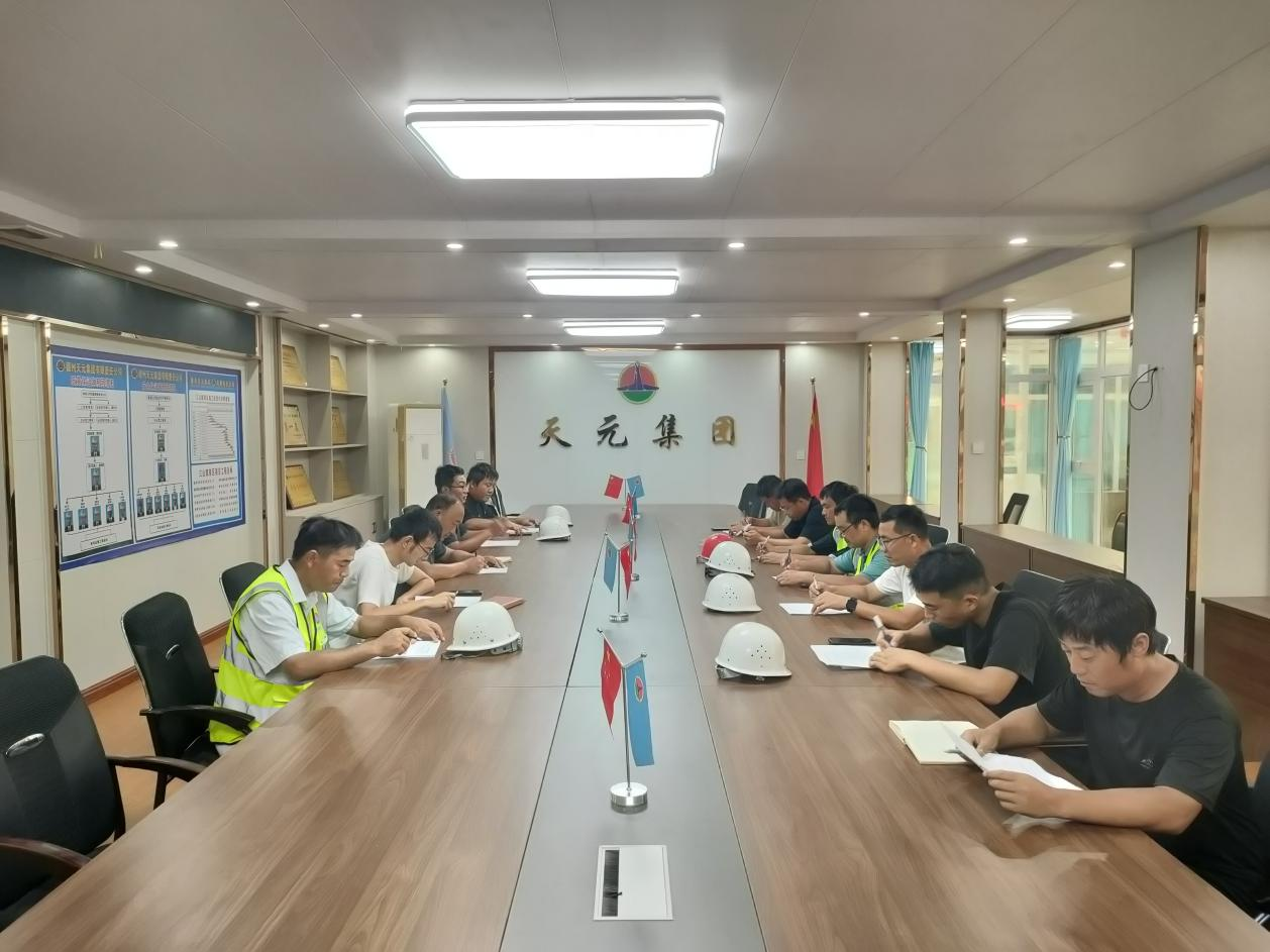 第一建設公司開展抹灰工程質(zhì)量專項提升活動